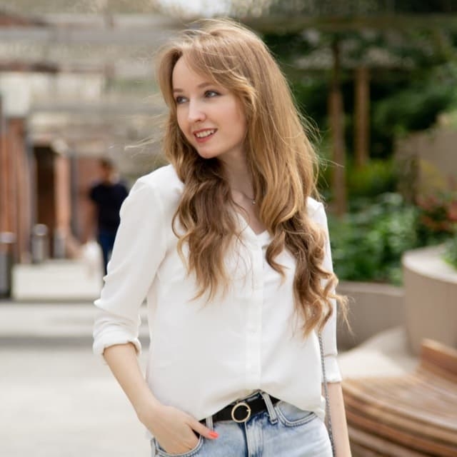 Ксения Сельцова