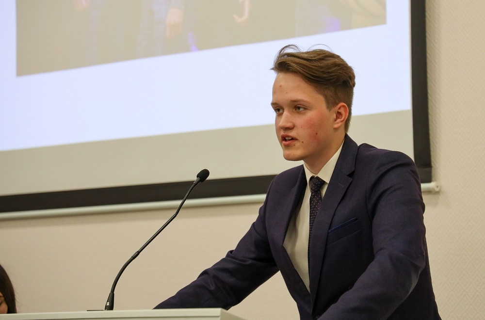 14-p0pvIDFb3DBM7iu7iiVh7SY70vxQfl3eBwmRIq2Gy0YsVcVZhPXtq7LpXGGvYzWk3lVq5Ln9mNHO6