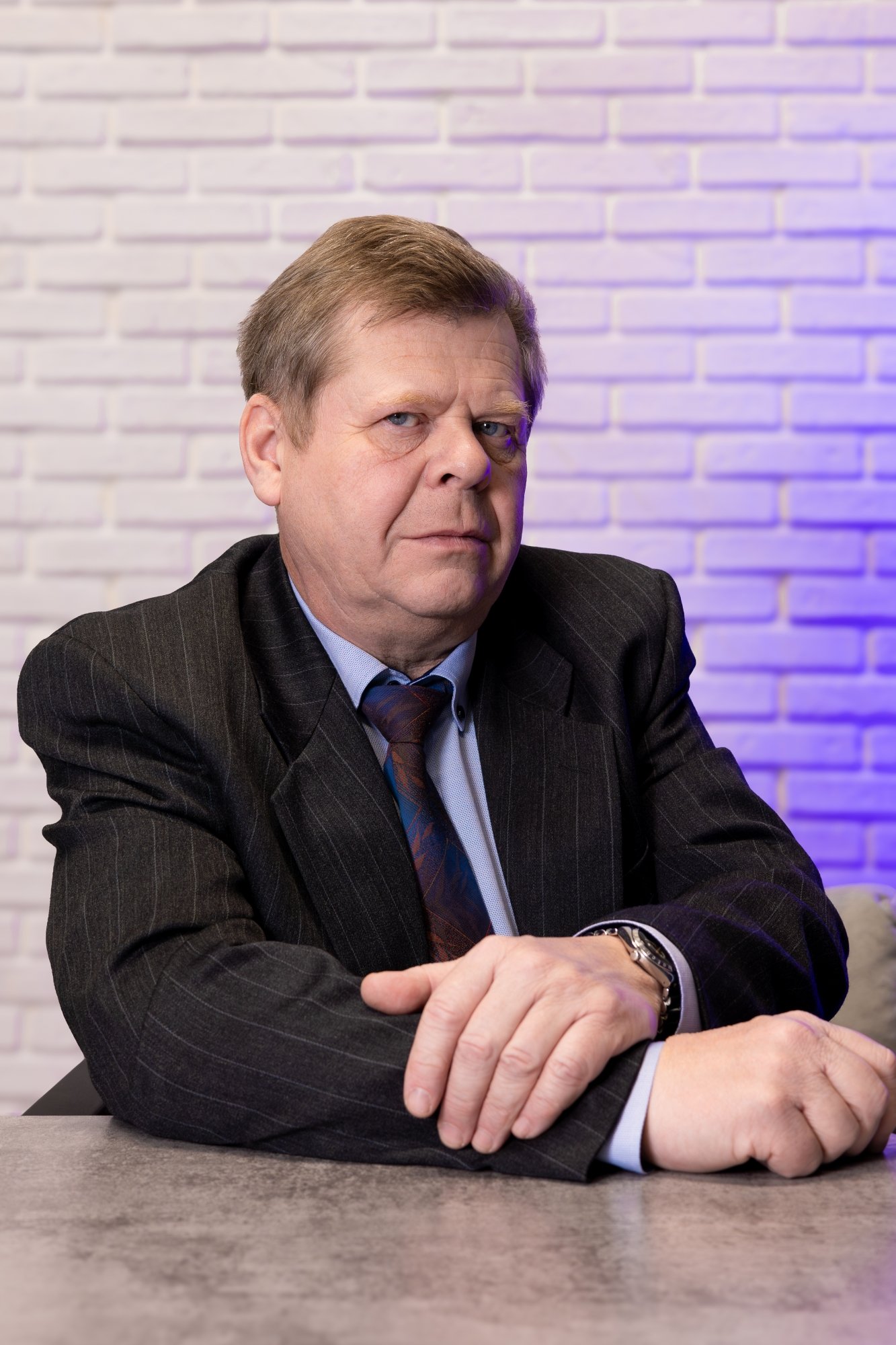 225. Гуськов Б.Л