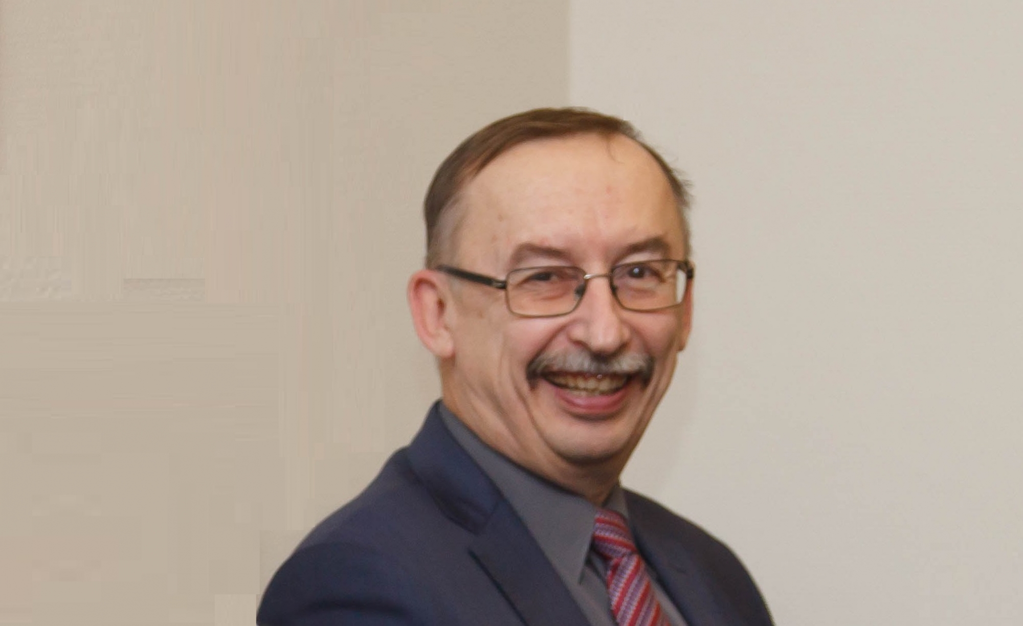 Палкин улыбающийся